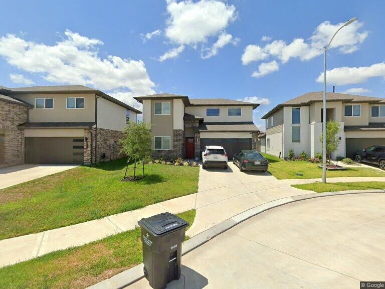 Home on Wedgewood Meadow Way